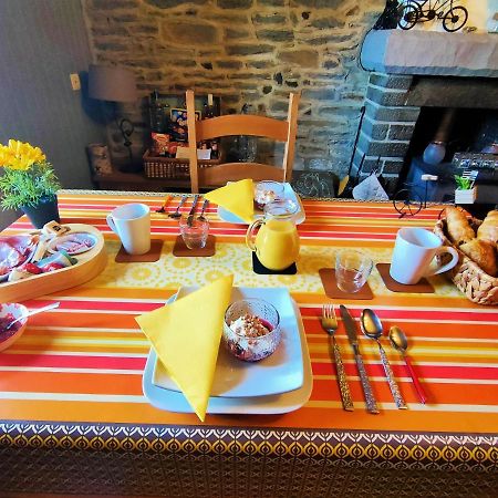 Gouarec Bed & Breakfast Lanrivain Zewnętrze zdjęcie